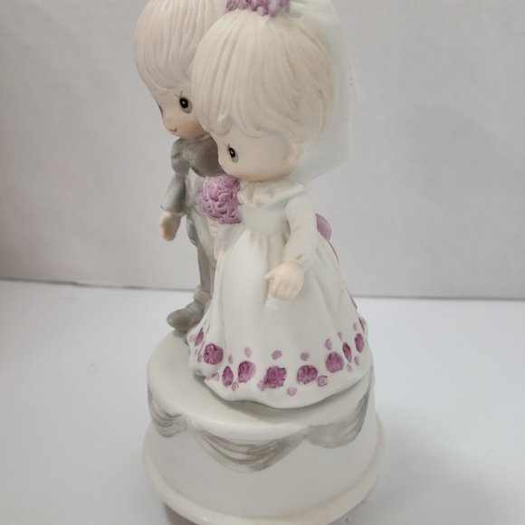 Precious Moments collection - Picture 7 of 8